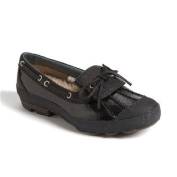 ugg duck shoes